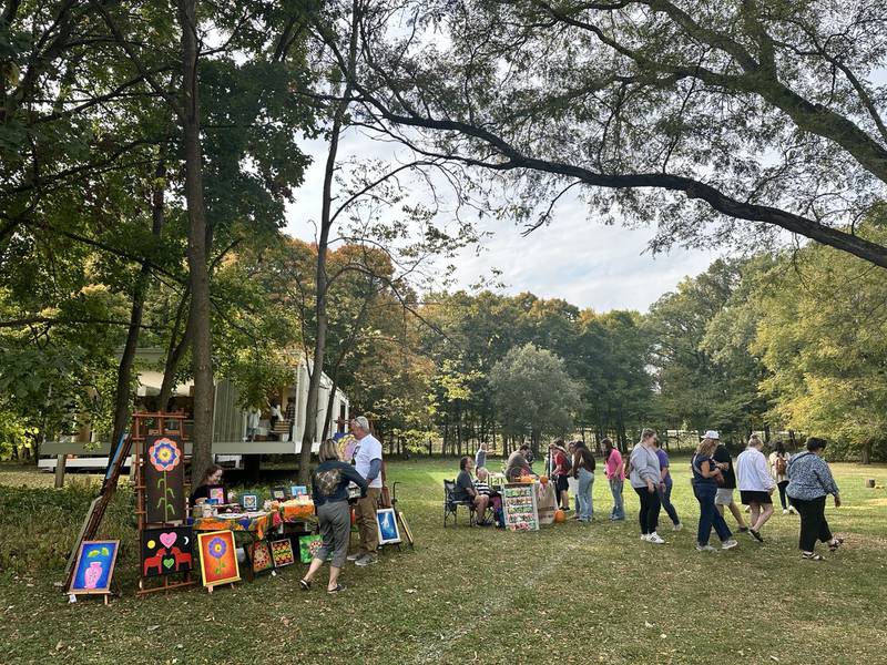 The Edith Farnsworth House Historic Site in Plano held its inaugural Farnsworth Fall Festival Oct. 12.

The event featured family-friendly activities, local vendors and access to the historic site with museum guides answering questions.