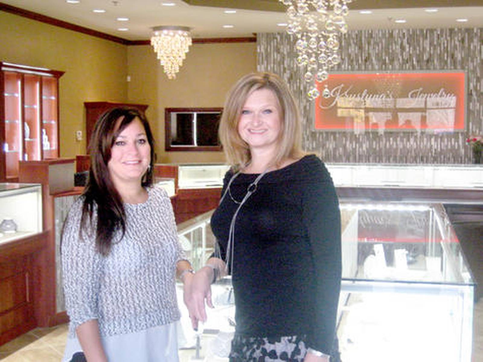 Lemont resident brings jewelry business back home Shaw Local