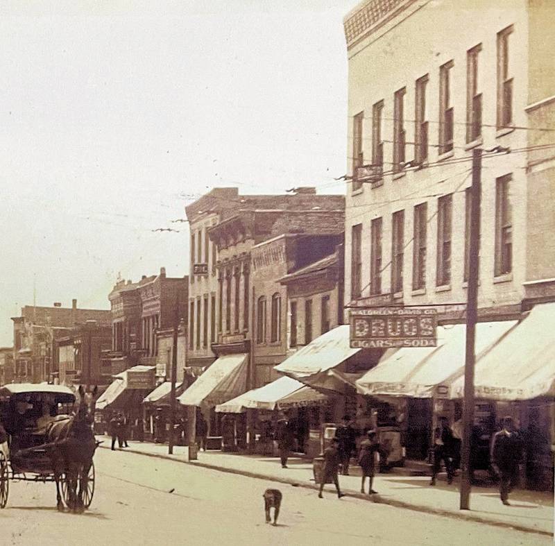This photo, taken around 1905, shows the “Walgreen-Davis Co.” sign at 105 West First Street in Dixon, where Salamandra’s now stands.