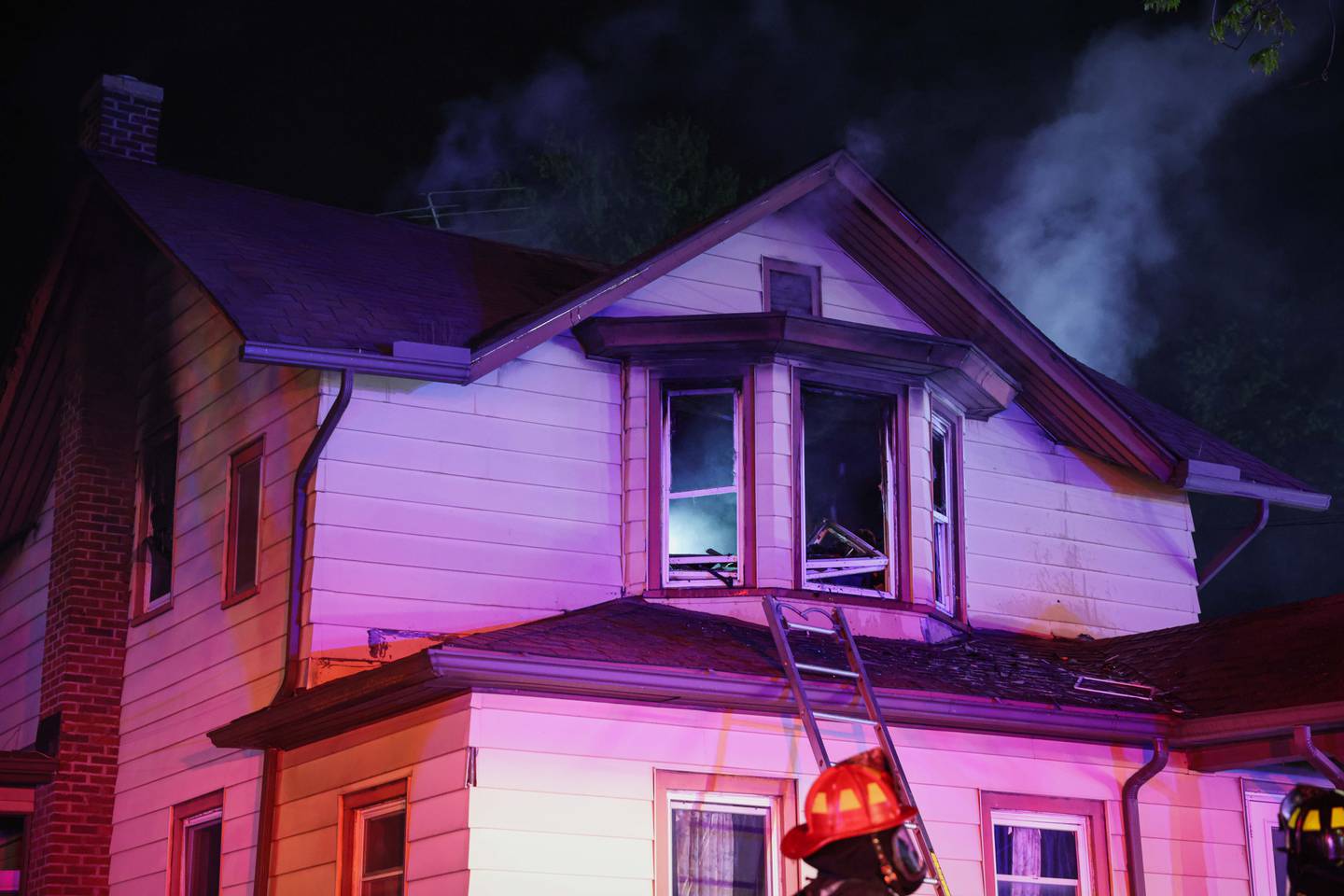 Six people were displaced and 15 cats are unaccounted for following a fire in Woodstock early Wednesday, April 29, 2026.