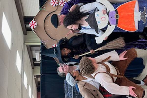 Sinfonietta Bel Canto performances of ‘Hansel and Gretel’ begin Nov. 15 in Downers Grove