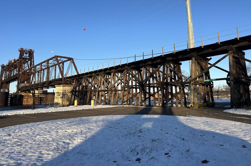 A view of the Old Rail Bridge on Monday, Nov. 28, 2023 at Allen Park in Ottawa. The bridge has a vertical clearance of 9 feet 6 inches.