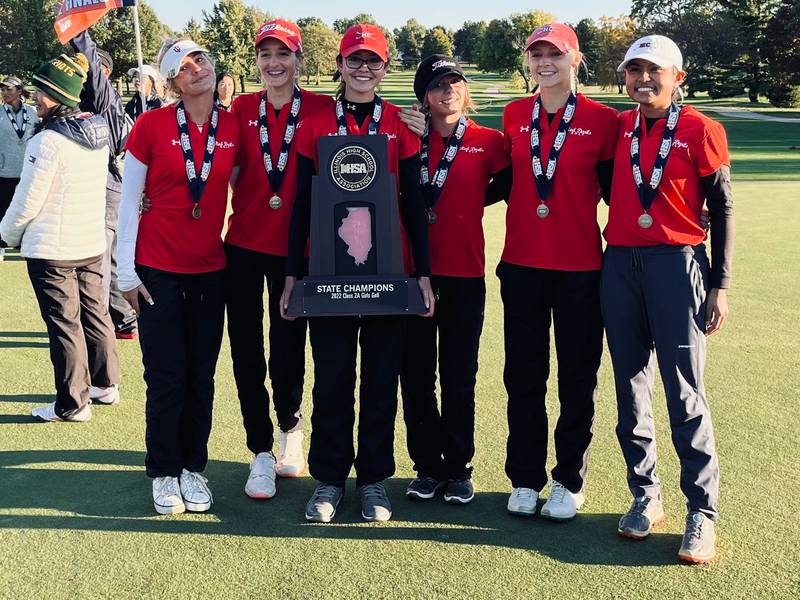 The Hinsdale Central girls golf team won the Class 2A state tournament on Saturday at Hickory Point Golf Course in Decatur.