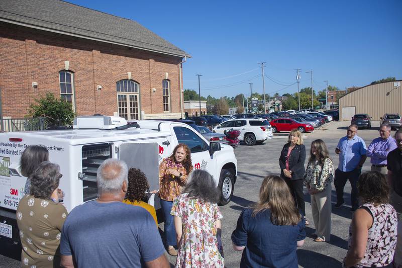 The Voluntary Action Center buying the Meals on Wheels program a new delivery vehicle with a community foundation grant