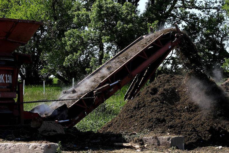DeKalb residents recycle food waste to compost for pilot program Shaw