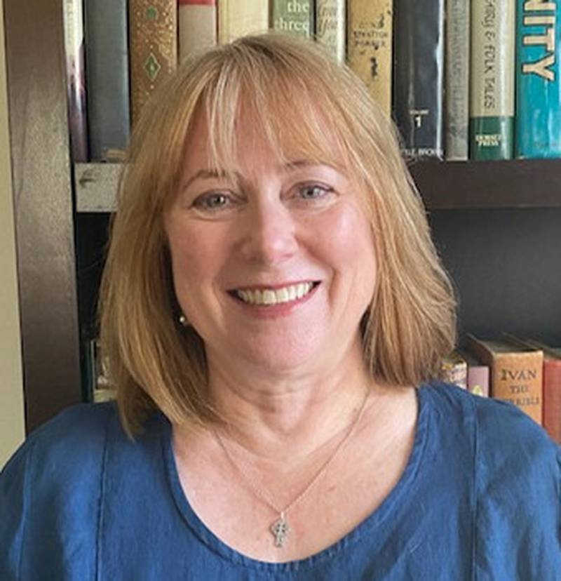 The Batavia Public Library invites the public to meet their new executive director Josephine “Jo” Tucci  during three “meet and greet” events in September 2023.