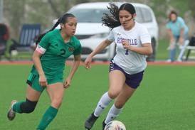 NewsTribune girls soccer regional preview