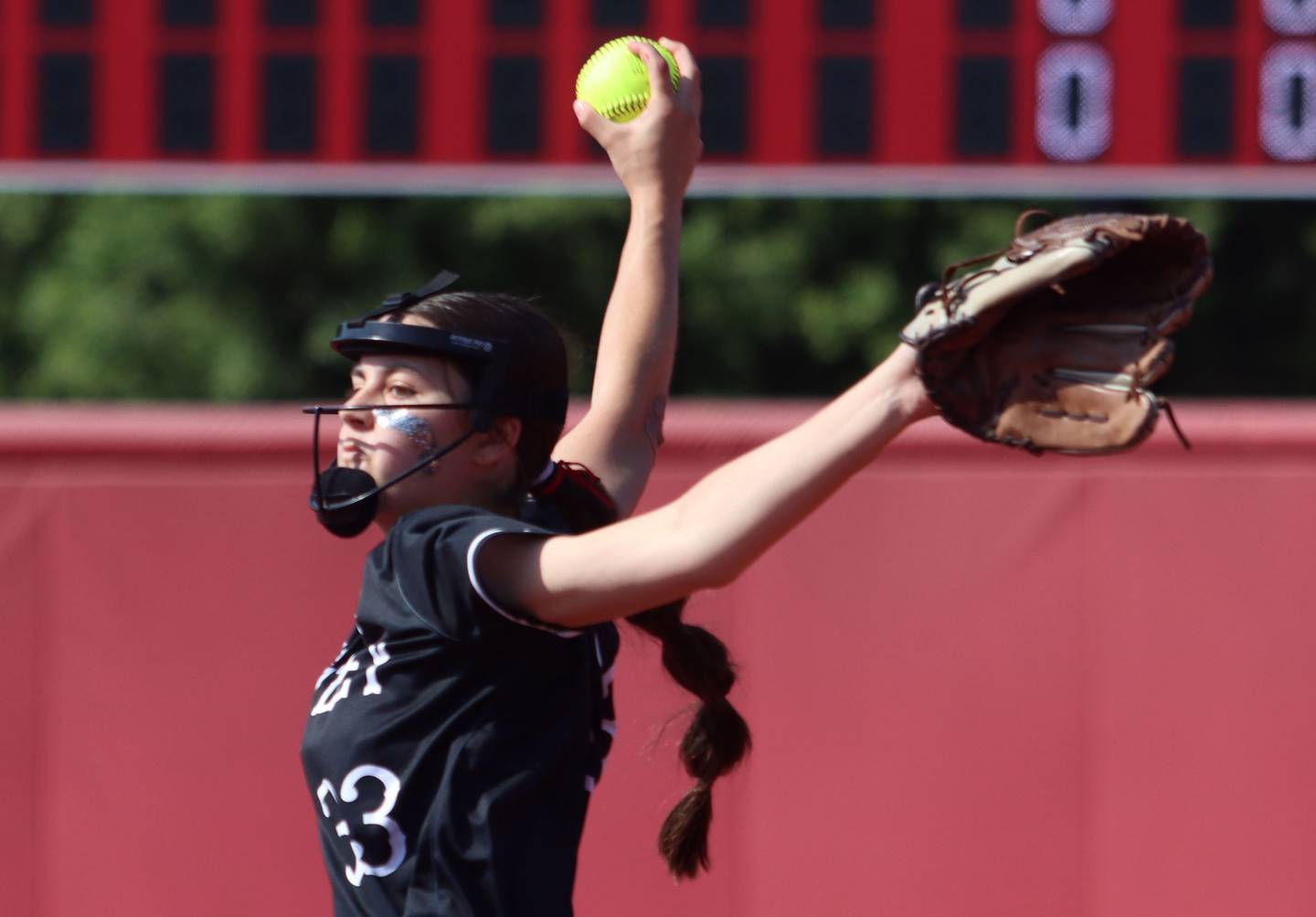 Huntley’s Gretchen Huber deals against  Barrington in IHSA Class 4A Sectional Title Game softball action at the Fields of Dreams on the campus of Barrington High School in Barrington on Friday, June 6, 2025.