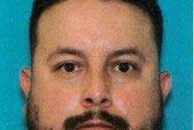 Border Patrol agent from Pingree Grove accused of sexual assaults, robbery in federal indictment