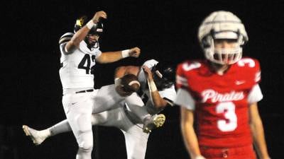 Sycamore wins battle up front, pulls away late in 35-7 win over Ottawa