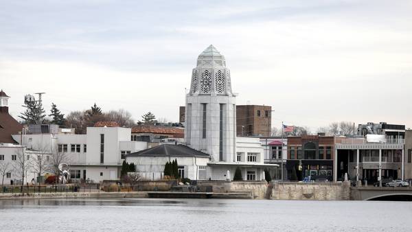 City of St. Charles seeks residents to fill commission seats