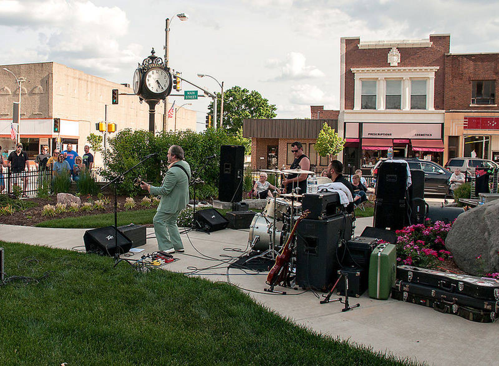Jammin at the Clock returns to downtown Streator – Shaw Local