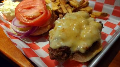 Mystery Diner in Seneca: No. 4 Social Garage offers place to eat, drink and be social