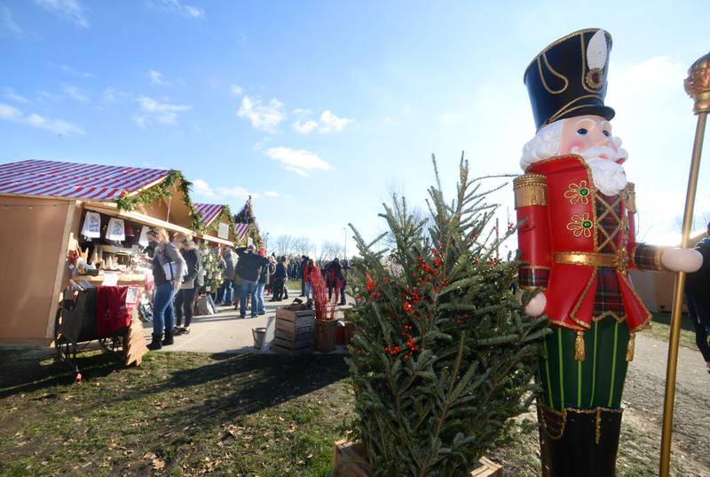 The Chris Kringle Market has been extended. The market will reopen at 4 p.m. Friday, Dec. 18, and run through the weekend until Sunday, Dec. 20, with huts on Jackson Street to the south of Washington Square, then three blocks south at the Jordan Block.