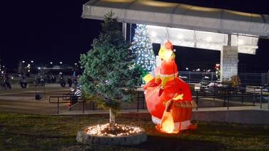 Rock Falls kicks off the holidays this weekend with Hometown Holidays Christmas Walk