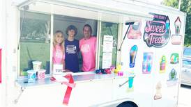 Yorkville Chamber holds ribbon cutting for Grandma Rosie’s mobile trailer in Town Square Park
