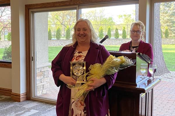 Zonta Club honors Woman of Achievement, scholarship winners