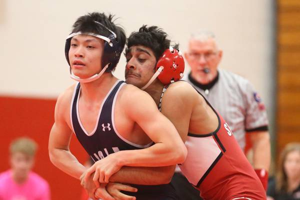 In postseason form, Lisle wrestles Illinois Central Eight dual win from Streator