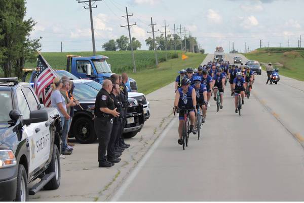 Photos: Police bike to honor fallen officers on Day 3 of Cycle Across Illinois