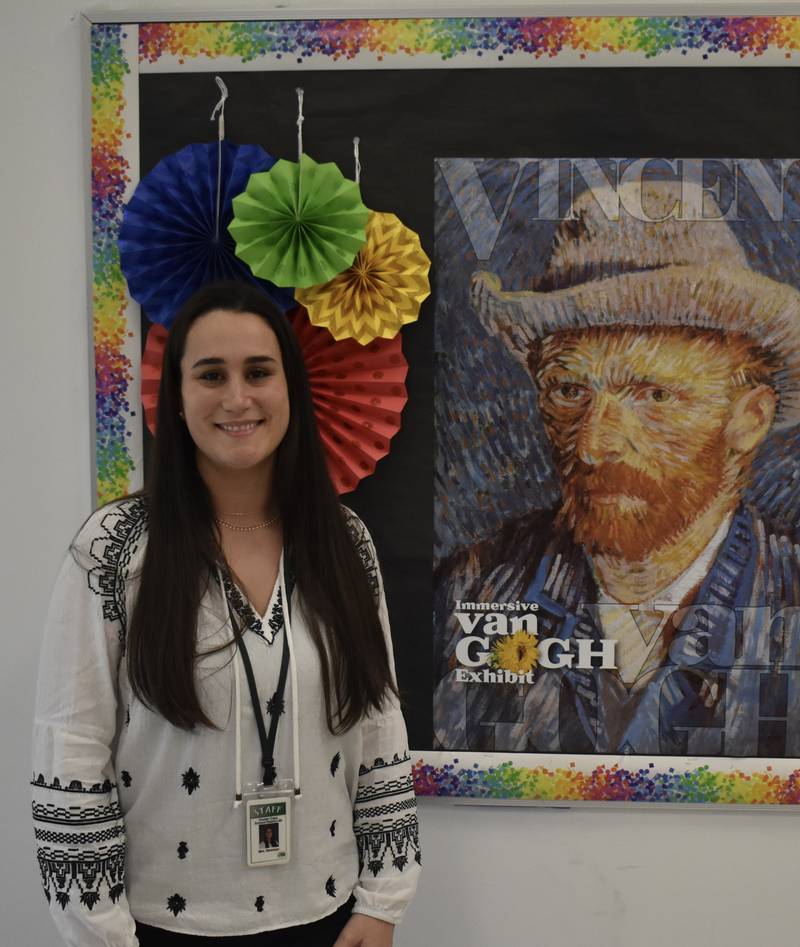 Recalling the impact her high school art teachers made on her life, Magen Newman decided to get a teaching degree and is now in her fourth year of teaching art at Lakeview Junior High School in Downers Grove.