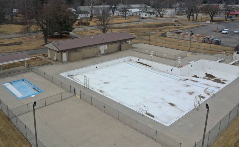 An aerial view of the Mendota Public Pool on Tuesday, Feb. 24, 2026 in Mendota. 
During the February 16th Mendota City Council meeting, the dificult decision to close the Mendota Public Pool for the 2026 season.
The City of Mendota is closing the pool due to major construction and repairs needed for the pool to be safe and operational.
The construction cost is estimated at $1 million, which is less than the $6.7 million estimated for a new pool.
The City of Mendota will offer alternative summer opportunities through partnerships with the Mendota YMCA, Graves-Hume Public Library and more.