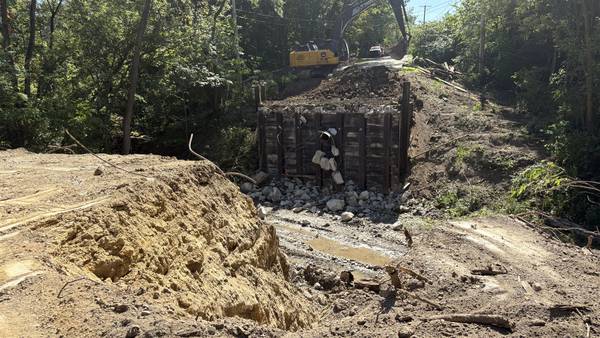 Photos: Kelly Street Bridge construction underway