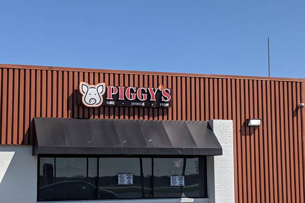 After closing in March, owners of Piggy’s BBQ in Plainfield look to operate a food truck business