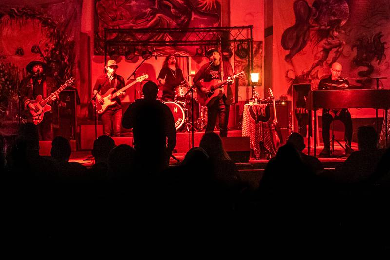 'Miles Nielson and the Rusted Hearts' perform Friday, Dec. 2, 2022 as a fundraiser to benefit Rosbrook Studio in Dixon.