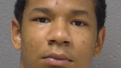 Joliet teen charged with 2022 shooting outside school seeks release from jail