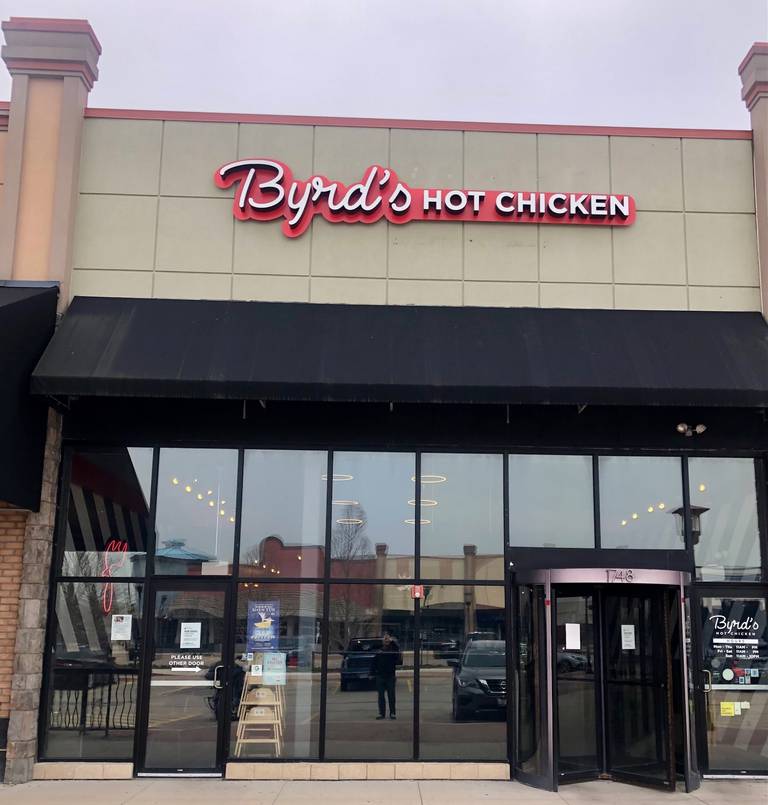 Byrd’s Hot Chicken in the Algonquin Commons is the first of the chain in Illinois.