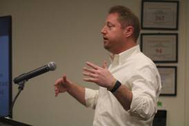 DeKalb city manager blasts former city engineer for cost overruns 