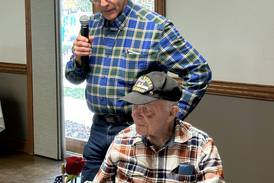 Elburn Leo Club hosts free dinner for vets