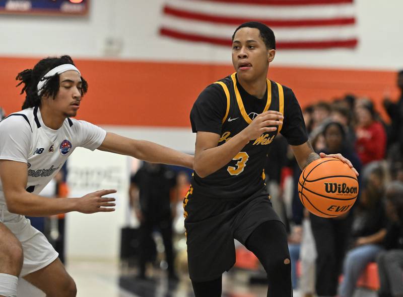 Joliet West's Tristian Saunders (3) in action during a conference game against Romeoville on Friday, Feb. 07, 2025, at Romeoville.