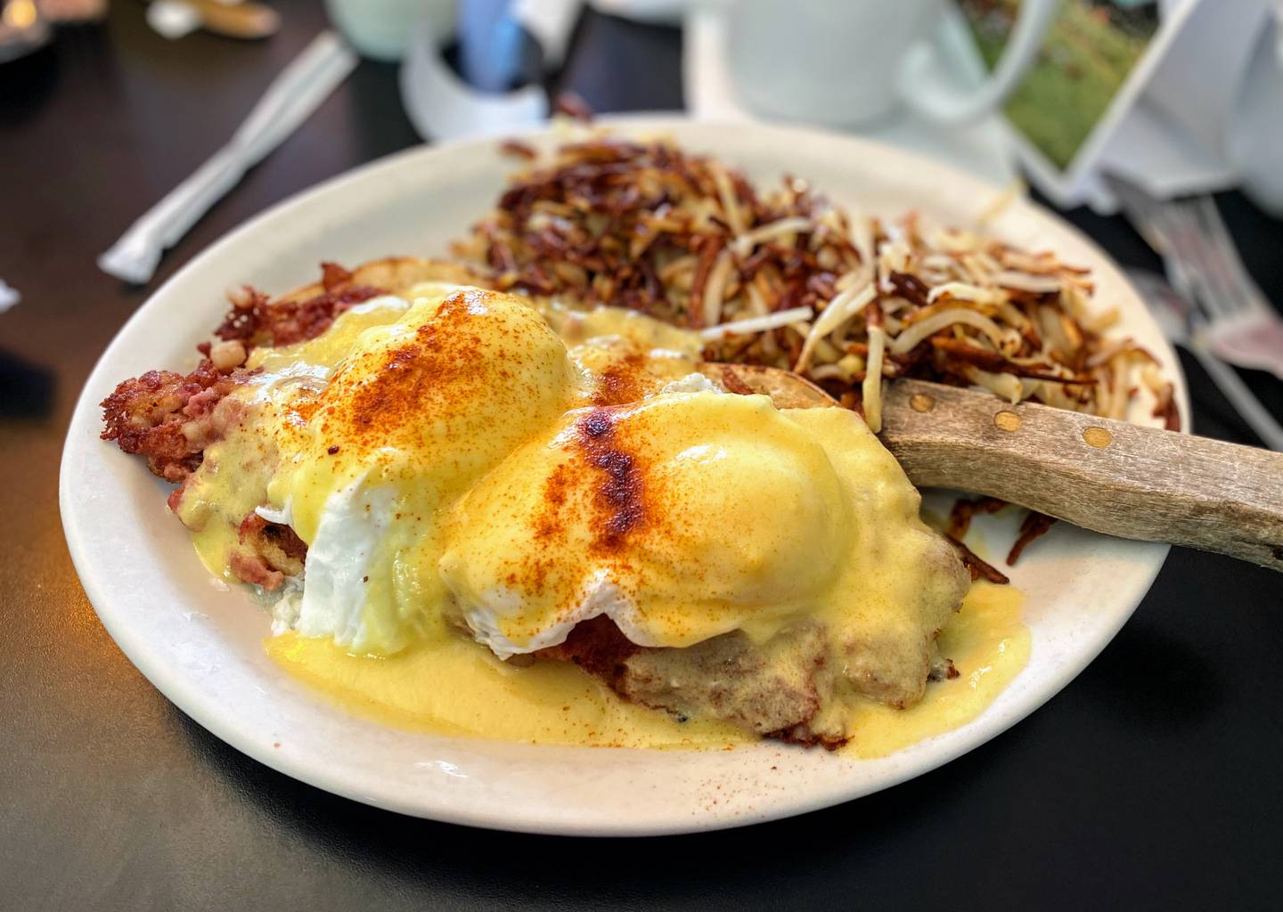 My fellow diner ordered the Italian eggs Benedict ($10.95), which comes with Italian sausage, Fontinella cheese and poached eggs topped with sausage gravy.