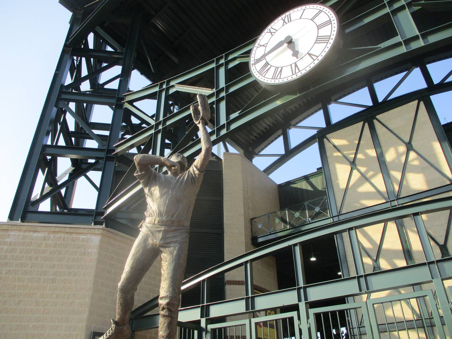 A statue depicting former Major League Baseball outfielder Jesse Barfield, a Joliet native, outside Slammers Stadium in Joliet does not include any information identifying Barfield as the man in the statue. Aug. 9, 2025