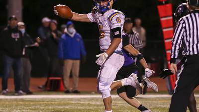 Joey Antonietti takes to new role, helps send Lyons past Downers Grove North to first playoffs since 2017