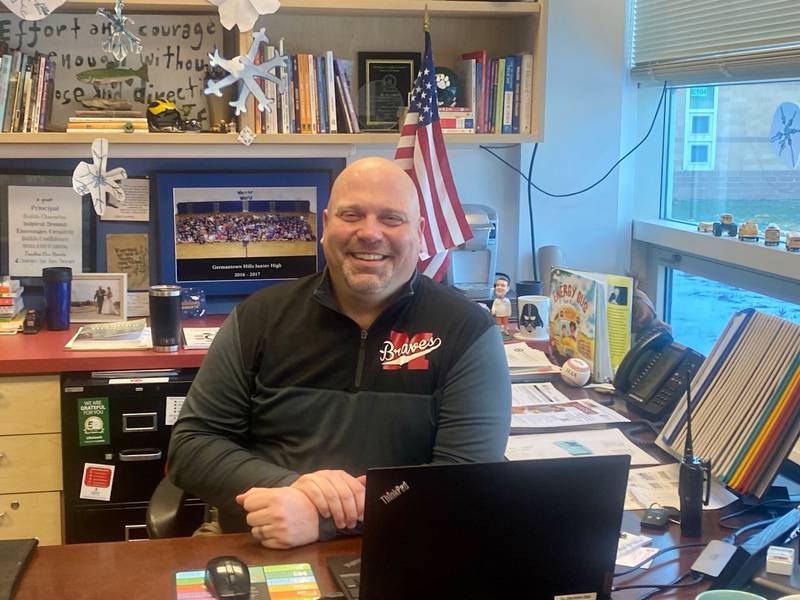 Dave Raffel, Principal for Morris Grade School has been named the 2023 Illinois Principal Association Elementary School Principal of the Year for the Three Rivers Region, which covers school districts in Grundy, Will, Kendall, and Kankakee counties.