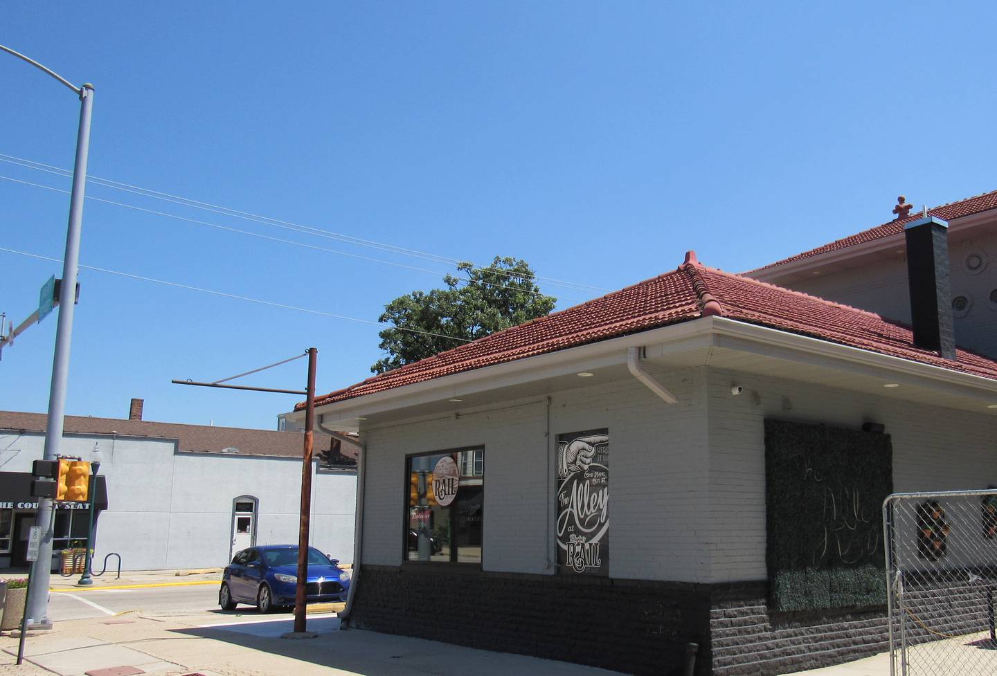 Clayton's Rail, 721 Liberty St., Morris