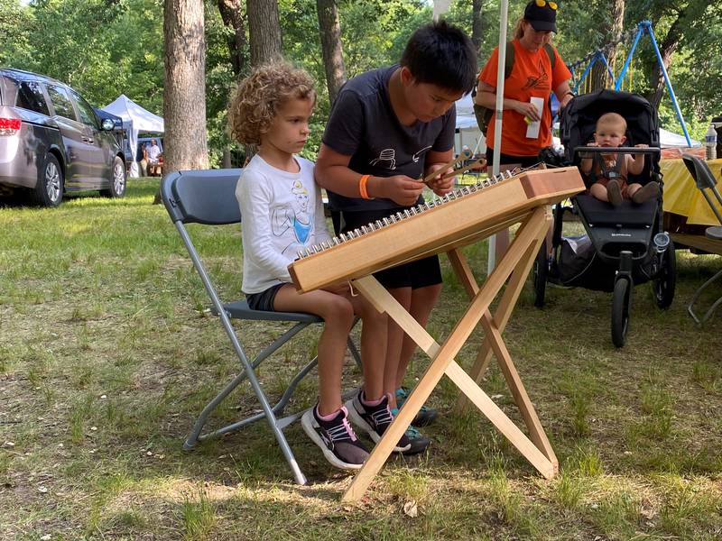 Photos 33rd Annual Gebhard Woods Dulcimer and Traditional Music