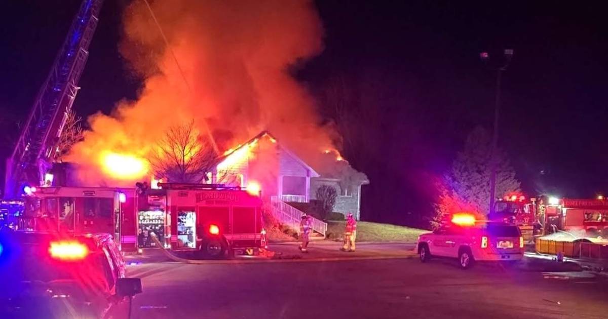 Fire destroys clubhouse at Essex golf course