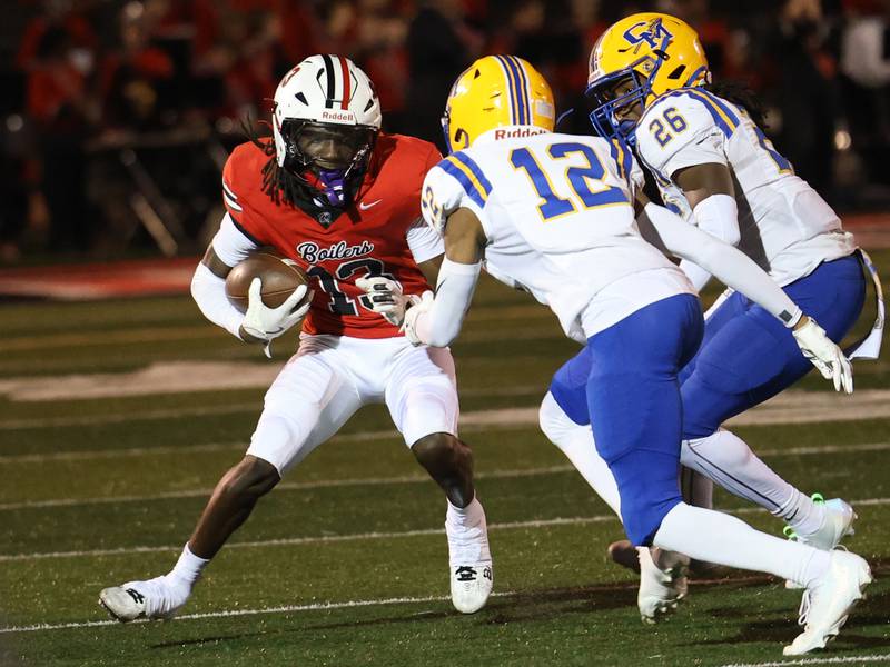 2025 IHSA football playoff pairings: First-round information for Daily Journal area teams