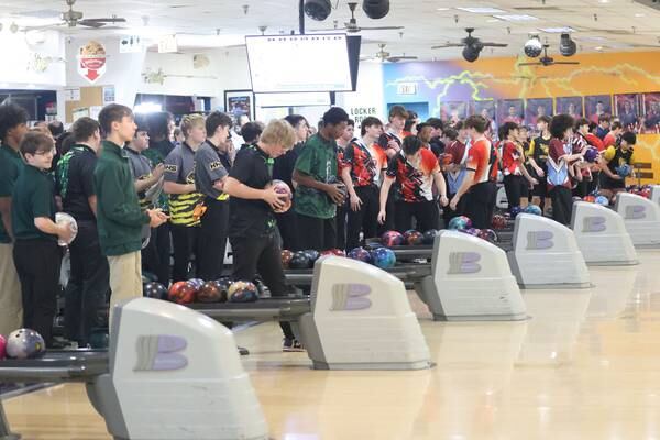 Photos: Boys bowling Regional at the Illinois Valley Super Bowl in Peru