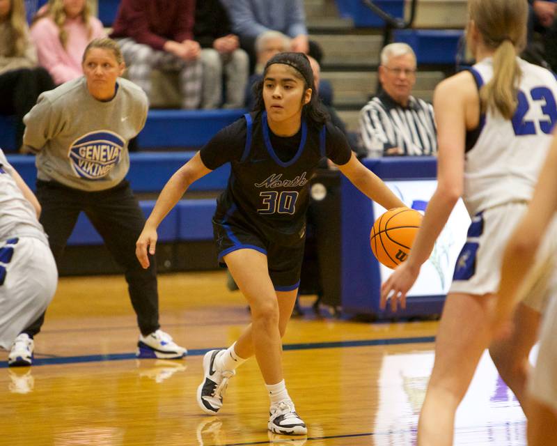 St. Charles North's Lelanie Posada looks to run a play against Geneva on Friday, Jan. 17,2025 in Geneva.