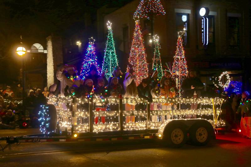 Photos Electric Christmas Parade in St. Charles Shaw Local
