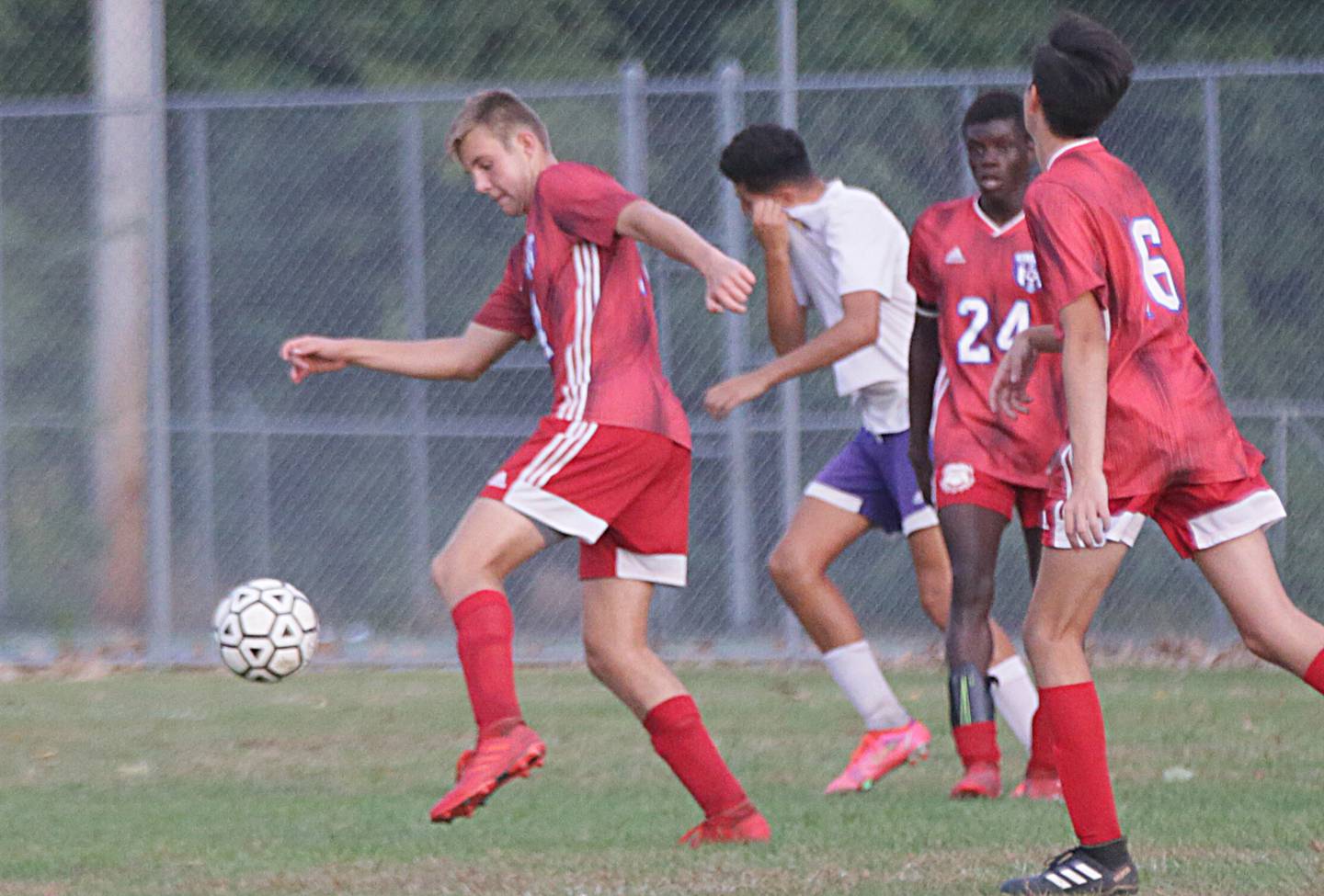 Streator's Landon Muntz kicks the ball into Mendota territory on Monday, Sept. 13, 2021, at the SHS Athletic Fields.