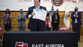 New law will effectively end immigrant detention in Illinois