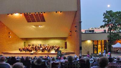 5 Things to Do in Will County: ‘Frozen’ Sing-A-Long, Hot Sauce Expo this weekend