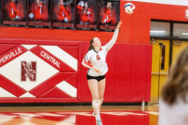 Naperville Centrals Kyel Seaton serves the ball against St. Charles North at the Class 4A Regional Final on Thursday, October 30,2025 in Naperville.