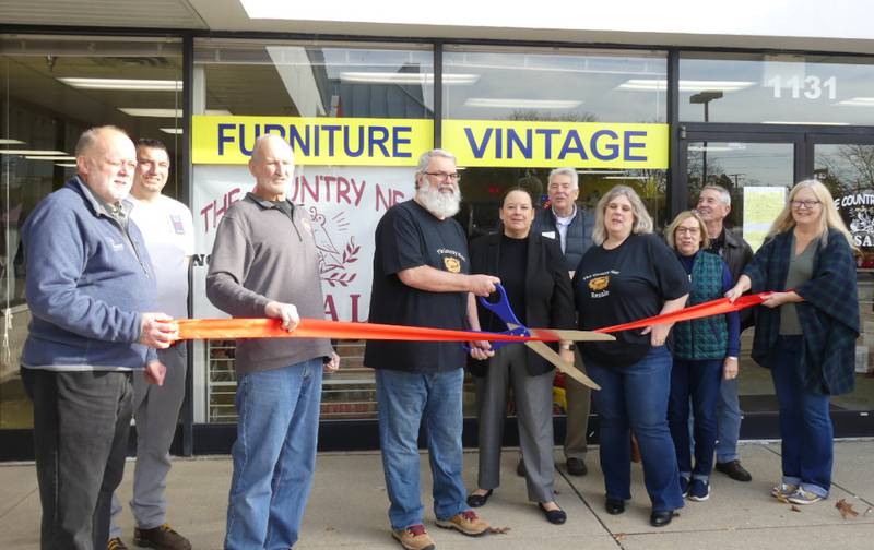 Members of the Westmont business community and elected officials welcomed Country Nest Resale with a ribbon cutting celebration.