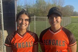 Jocelyn Cushard, Iliana Smith lead Plainfield East past Oswego East
